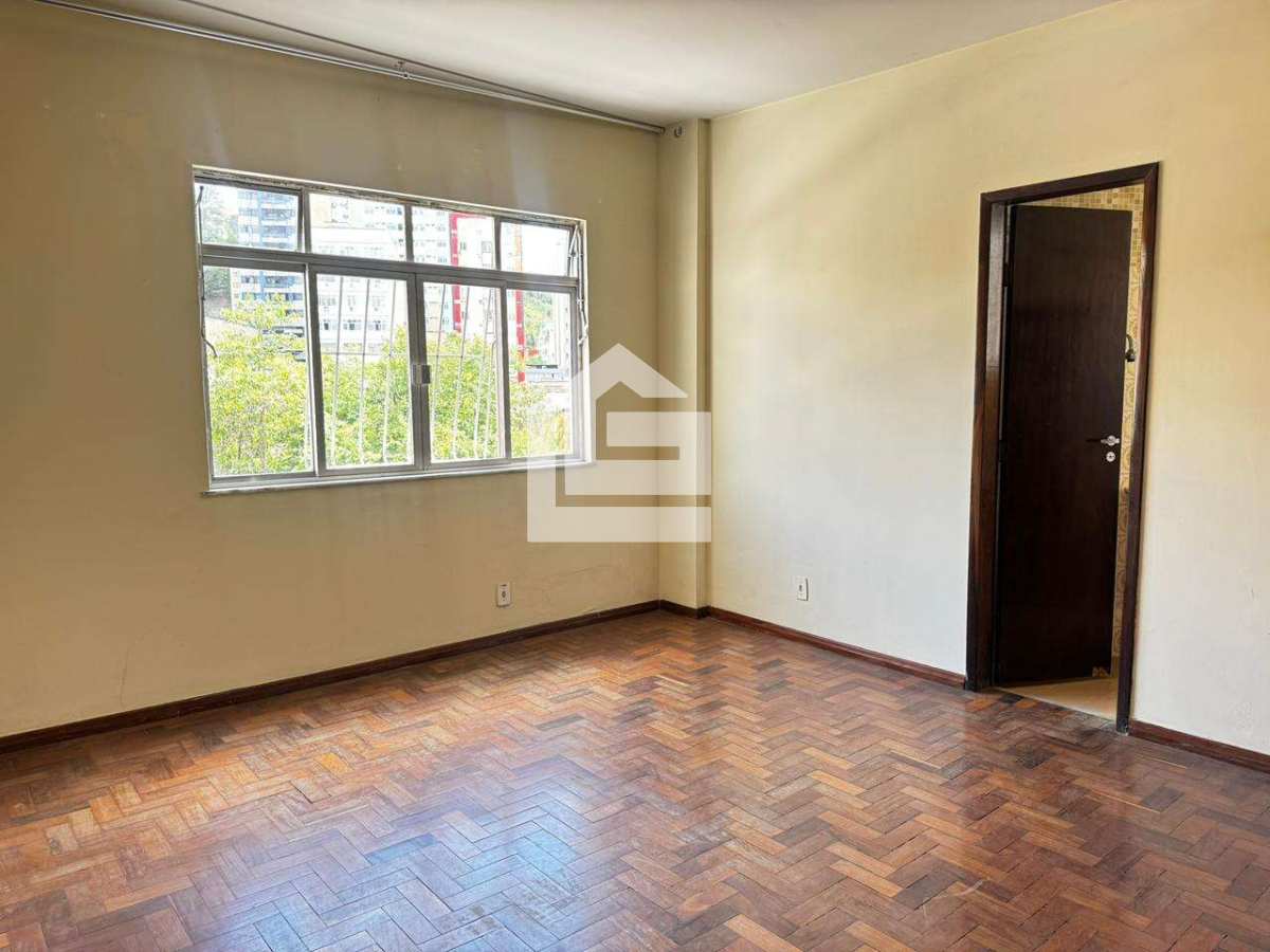 Apartamento para alugar, Centro, com 3 quartos, 160mm²