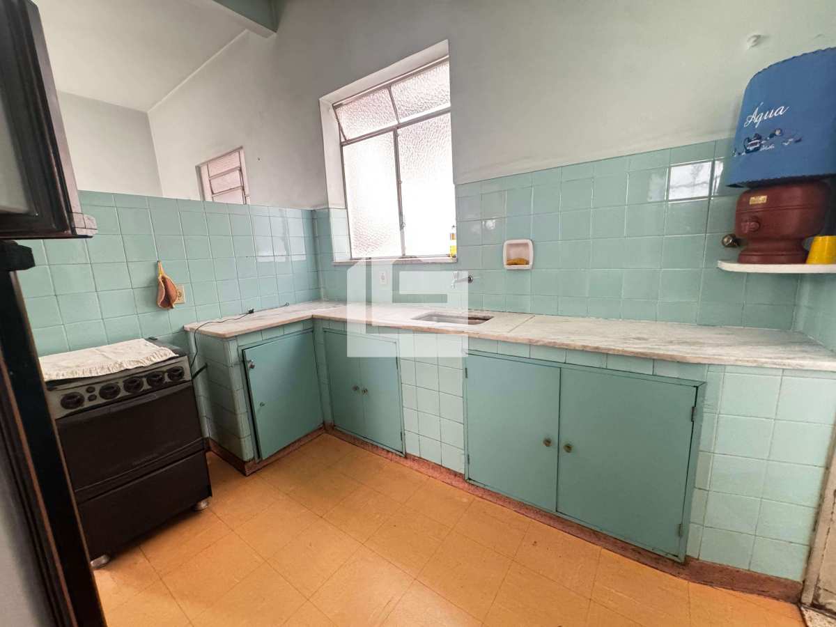 Apartamento para alugar em Barra Mansa, centro, com 3 quartos, 132m²