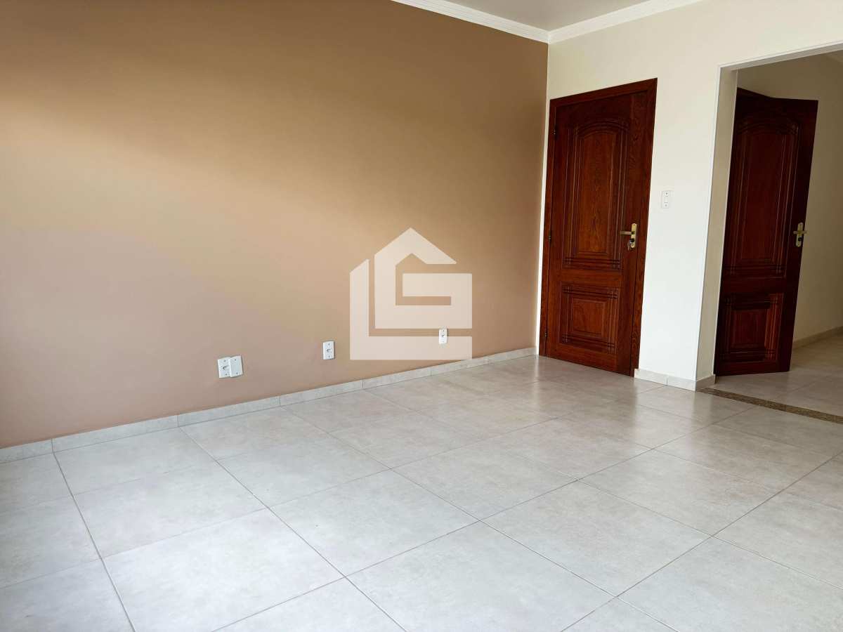 Apartamento para alugar em Barra Mansa, centro, com 3 quartos, 150,00m² - Leidi Galvão -  Imóveis
