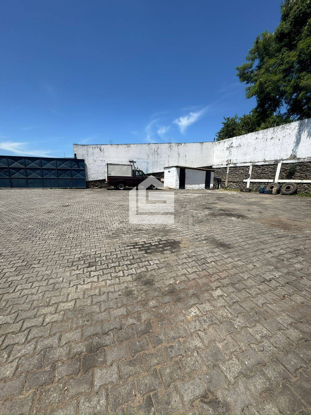 Galpão em Barra Mansa, São Luis, 1300m²